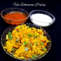A picture of Veg Schezwan Pulao.