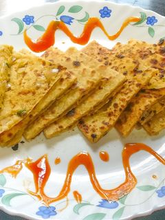 भुना मसाला पराठा (Bhuna masala paratha recipe in hindi) रेसिपी मुख्य फोटो