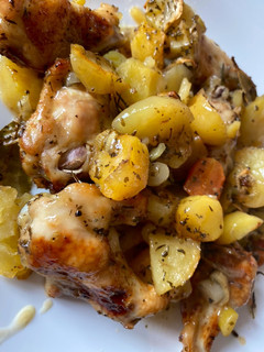 Una foto de Alitas de pollo a la cerveza Radler