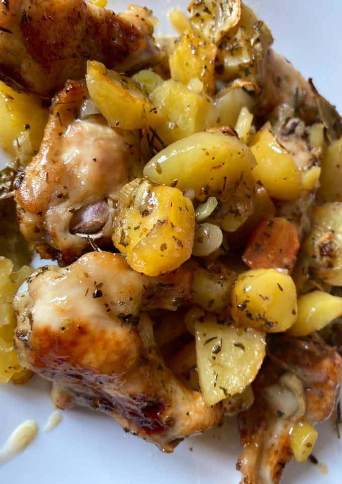 Una foto de Alitas de pollo a la cerveza Radler