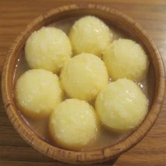 A picture of Bengal Special Homemade Rasgulla Mithai.