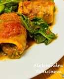 Cod rolls with tomatoes and spinach