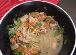 Una foto de Sopa de mariscos congelados