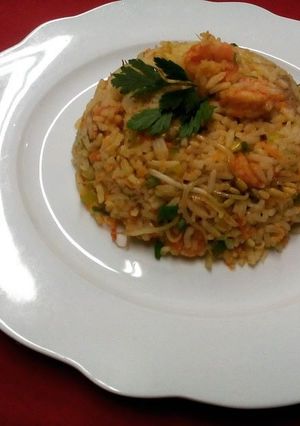 Una foto de Arroz frito con camarones