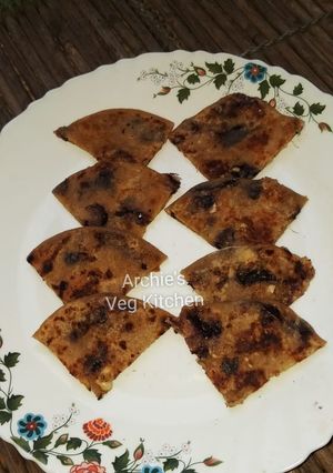 A picture of Honey grapes puran poli.