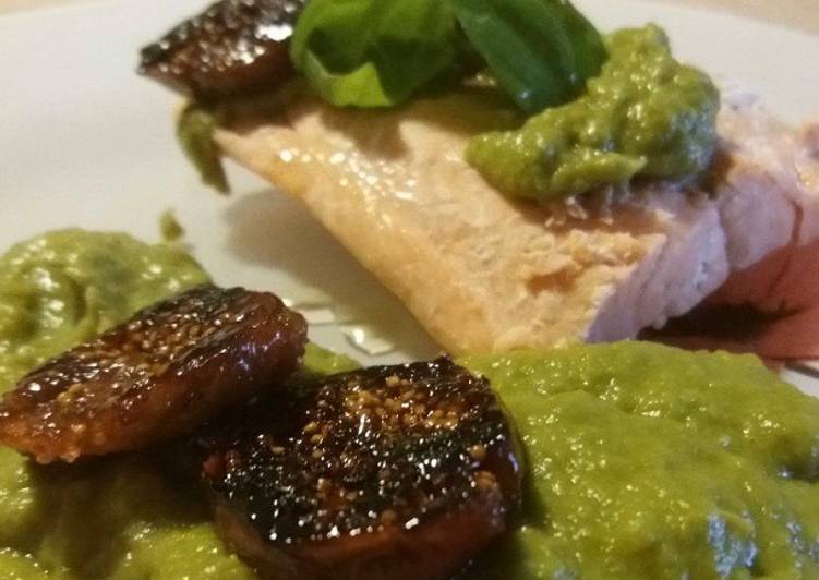 Recetta di Fatto in casa super veloce Salmone con crema di piselli allo zenzero e fichi caramellati