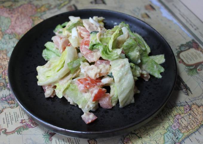 Салат с тунцом