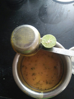 ગુજરાતી દાળ (Gujarati Dal Recipe In Gujarati) રેસીપી મુખ્ય ફોટો