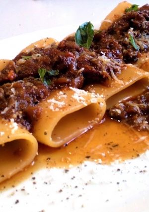 A picture of Paccheri al Ragù Genovese.
