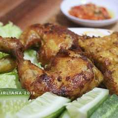 Ayam Goreng Bumbu Kuning রেসিপির প্রধান ছবি