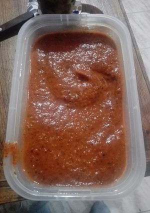 Una foto de Salsa Barbacoa "El amor es el peso del ser humano"