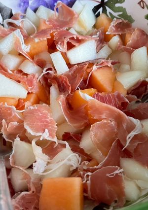 Una foto de Melón con jamón