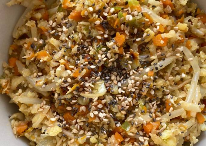 Arroz de coliflor con verduras Receta de Ce Lia- Cookpad