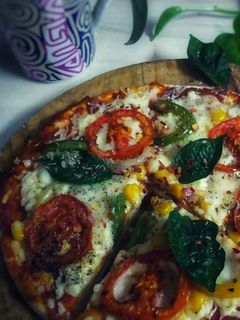 প্যান পিজ্জা (Pan pizza recipe in Bengali) রেসিপির প্রধান ছবি