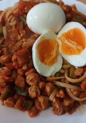 Foto principal de Pasta con soja texturizada y huevo