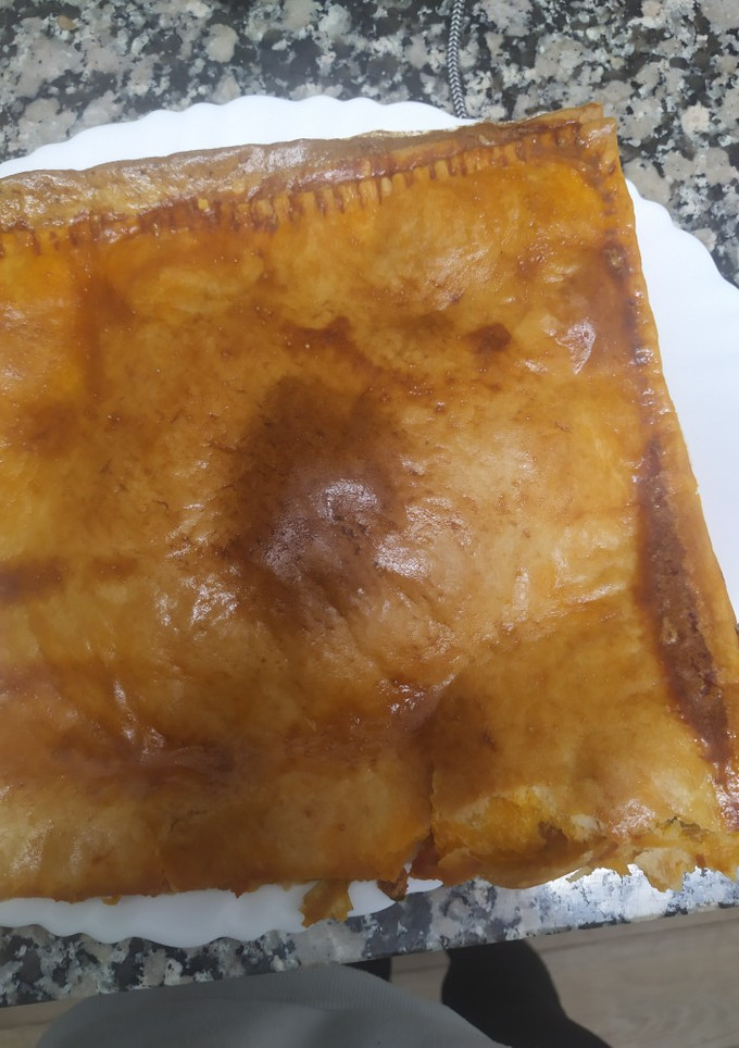 Una foto de Empanada de atún