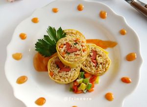 Foto resep Egg Roll Fried Rice (Nasi Goreng Gulung Telur)