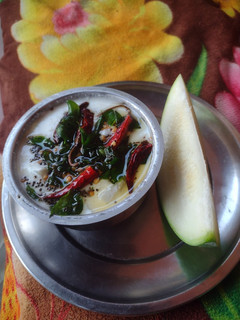 வெள்ளை பூசணிக்காய் தயிர் பச்சடி(vellai poosanikkai tayir pacchadi recipe in tamil) செய்முறை முக்கிய புகைப்படம்