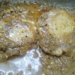 A picture of Egg gravy.