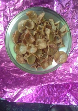 केनोली चावल पपड़ी (Kenoly chawal papadi recipe in hindi) रेसिपी मुख्य फोटो