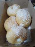 Donat pasir putih