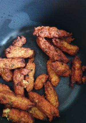 A picture of Gola kabab.