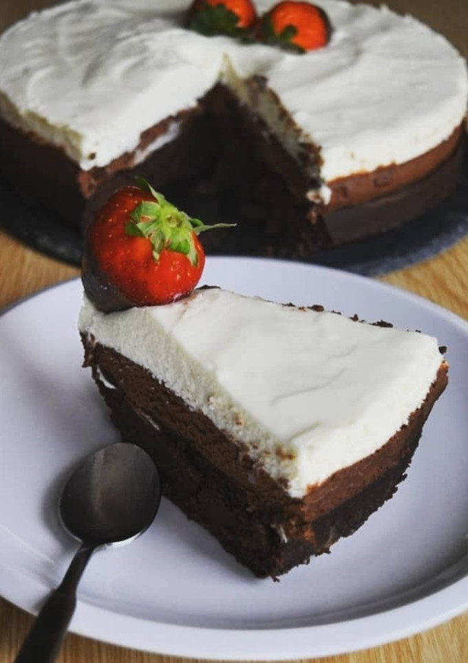 Una foto de Tarta/Mousse de tres chocolates