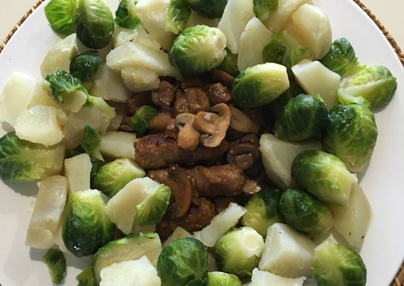 Vegetales y Salchichas de Pavo Saludable