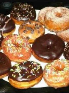 A picture of Glazed Donuts.