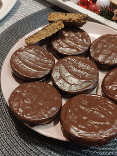 Glutén és cukormentes isler recept fotója