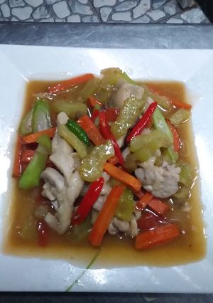 รูปของ ไก่ผัดมะระ