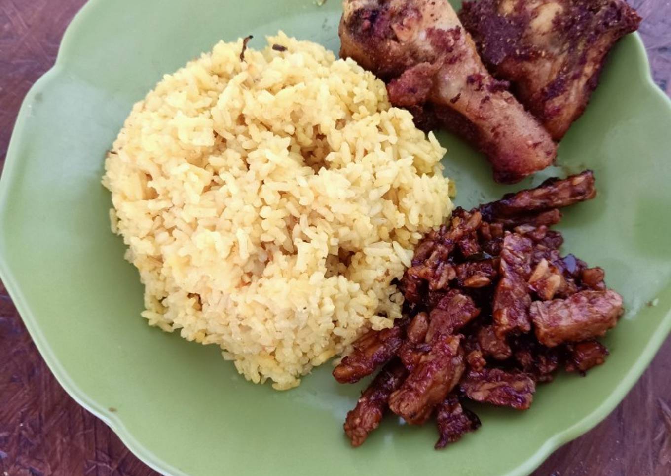 Nasi kuning magic com enak