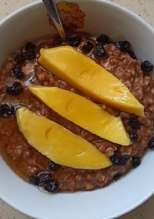 Φωτογραφία της συνταγής Porridge σοκολατένιο με μάνγκο!