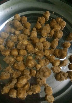 गुड वाले चने (Gur wale chane recipe in hindi) रेसिपी मुख्य फोटो