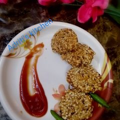 A picture of Ground nut sago wade.
