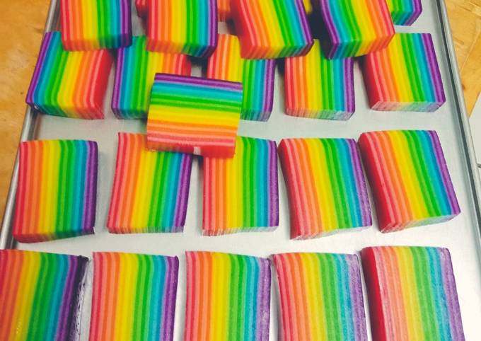 Resep Kue Lapis Tapioka / Pepe, Rainbow Oleh Cece Wanti - Cookpad