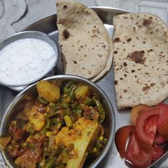 A picture of Beans Aaloo.