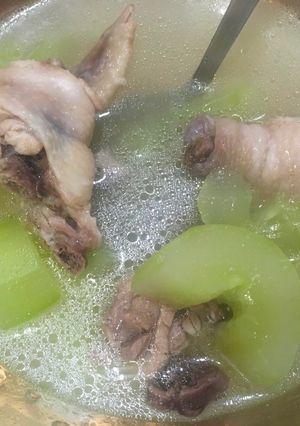 大黃瓜土雞湯 的食譜成品照片