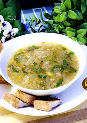 A picture of Mix Veg Clear Soup With Homemade Vegetable Stock.