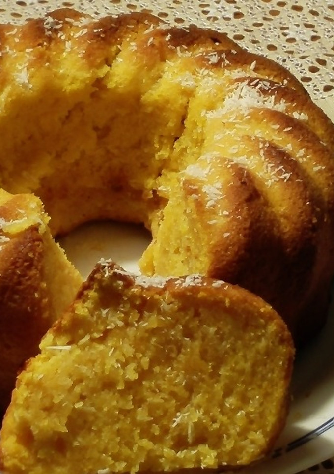 Una foto de Bizcochon de calabaza y coco