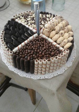 Una foto de Torta para cumpleaños super fácil!!!