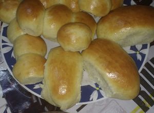 Una foto de Pan de Viena Pebetes y Chips