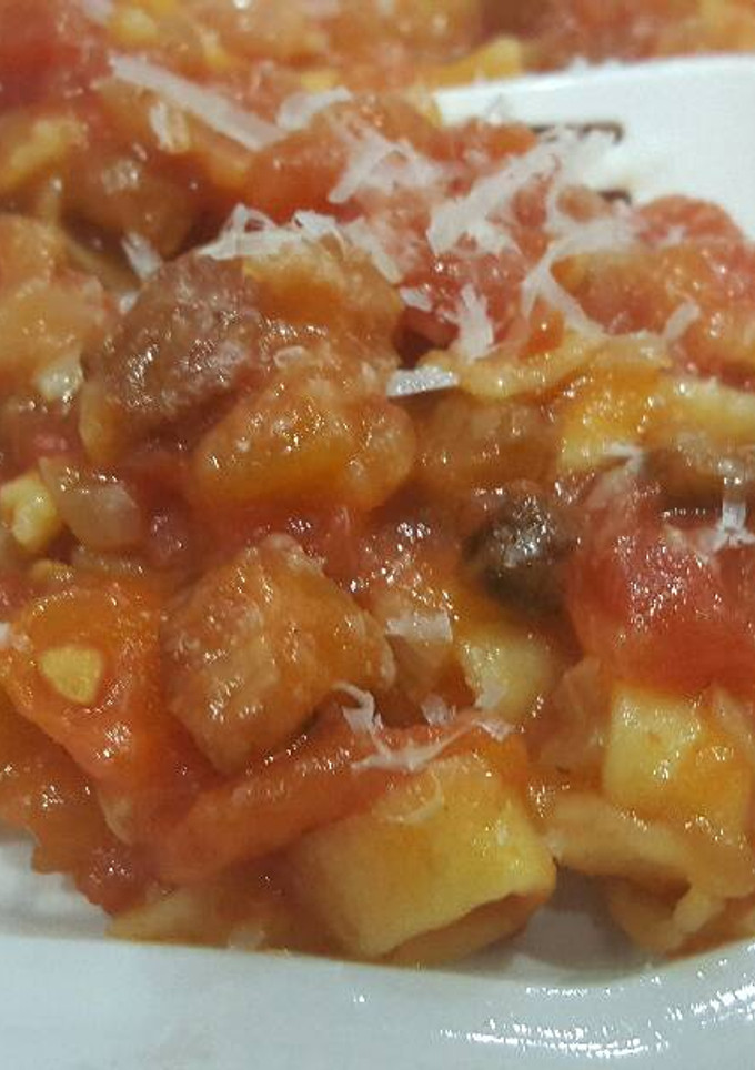 Una foto de Espaguetis a la Amatriciana