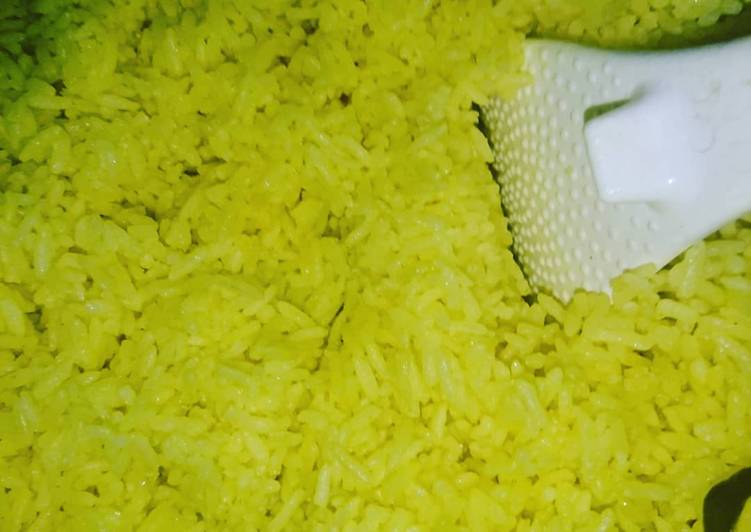 Langkah Mudah untuk mengolah Nasi Kuning (Magic Com) Anti Gagal
