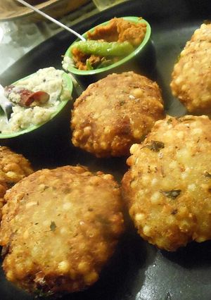 A picture of Sabudana Vada.