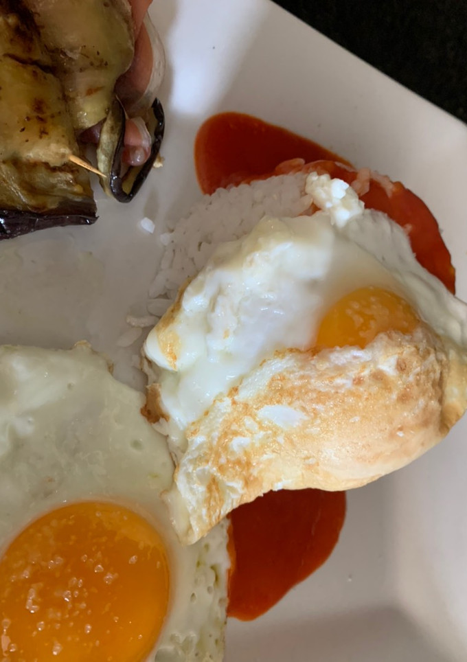 Una foto de Arroz a la cubana dos estilos🍚🍳