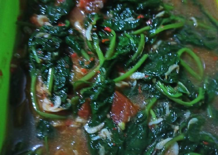 Cara Gampang Membuat Tumis kangkung saos tiram, Menggugah Selera