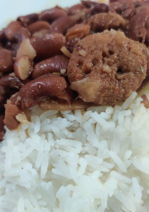 A picture of Cajun Red Beans and Rice.