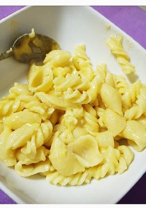 A picture of Easiest mac&cheese.