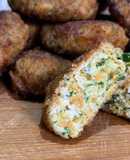 Nuggets de pollo, espinacas y zanahoria